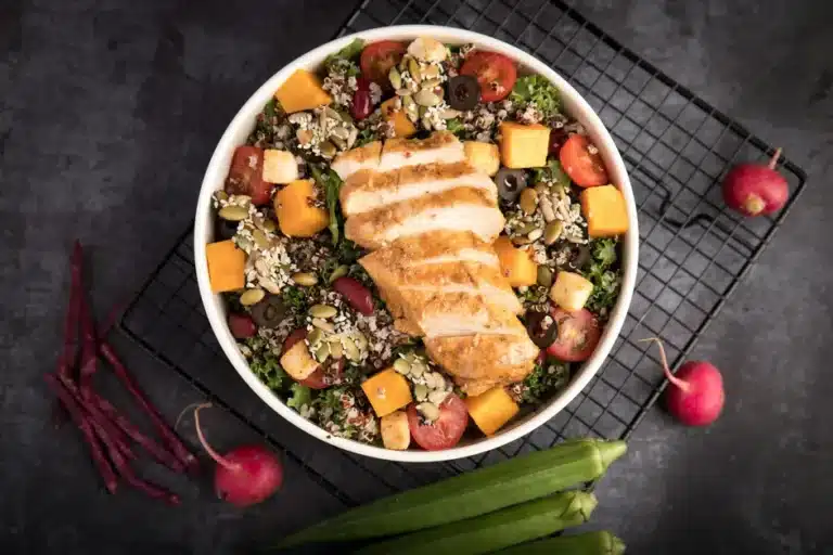 chicken quinoa bowl
